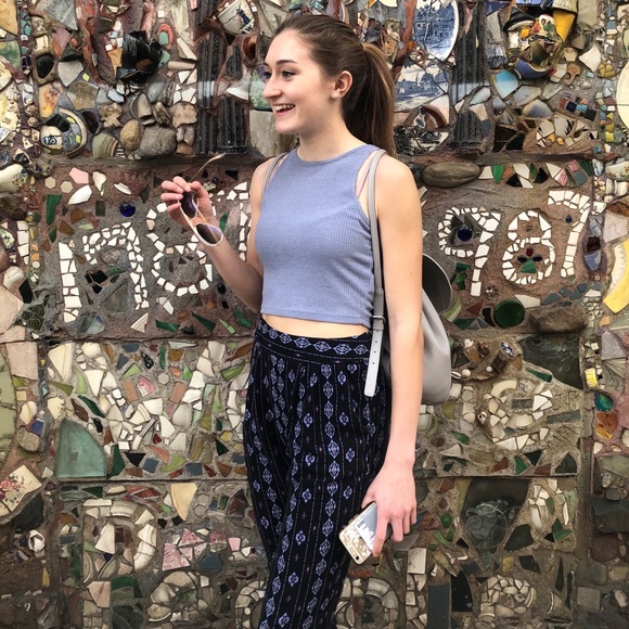 Meet your Posher, Lily - Picture 2 of 2